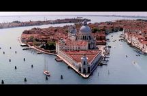 1-hour boat rental with driver and optional aperitif