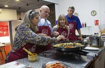 Seafood paella cooking class and Ruzafa market visit