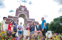 Day trip to Somme Battlefields, Australian memorial and Amiens cathedral from Paris