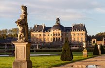 Fontainebleau and Vaux-Le-Vicomte Castle small-group day trip from Paris
