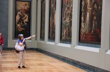 Louvre Museum Masterpieces Guided Tour with Reserved Access