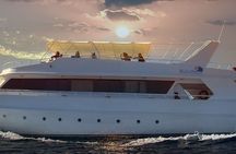 Private boat trip in Sharm El Sheikh with seafood lunch and drinks