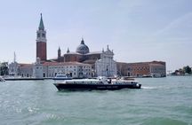 Private speed boat transfer from Marco Polo Airport to Venice