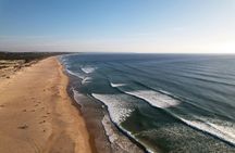 5-hour surf, bodyboard and yoga session in Lisbon