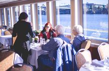 Lunch cruise on the Willamette river