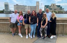 Bond for a day private tour of London with brunch and speedboat ride