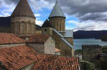 Kazbegi day tour with Khinkali tasting from Tbilisi