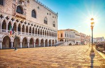 Venice walking tour with Doge's Palace and Golden basilica
