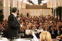 After-hours palace tour, dinner and concert at Schönbrunn Palace