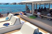 Malta beaches and bays catamaran sailing tour