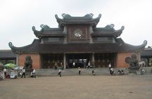 Tam Coc, Bich Dong pagoda and Bird Valley full-day tour from Hanoi