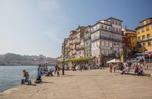 Porto city highlights tour on a tuk-tuk