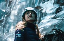 Crystal ice cave tour in Vatnajökull national park