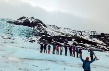 Vatnajökull ice cave tour with a glacier hike