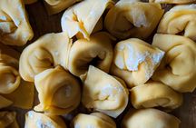 3-hour walking & food tour of Bologna "La Grassa"