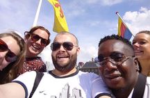 Self guided tour with interactive city game of London