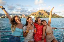 Waikiki party cruise with live DJ