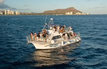 Waikiki party cruise with live DJ