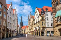 Self guided tour with interactive city game of Münster