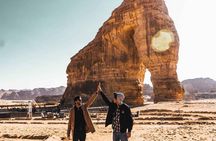 Al Ula guided tour to Elephant Rock