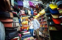 Kuala Lumpur private tour with Petronas Twin Towers and Batu Caves