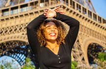 Professional Photoshoot near the Eiffel Tower
