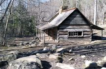 Great Smoky, Cades Cove and Blue Ridge Parkway self guided bundle tour