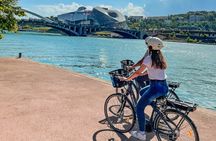 Grand tour of Lyon by bike 3-hour guided visit