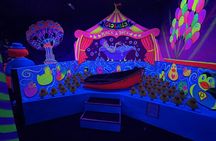 GLOBALLS ticket with your choice of mini golf course or Carnival Games