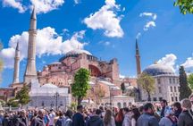 Hagia Sophia with a tour guided by a historian