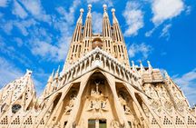 Fast access to Park Güell and Sagrada Familia with ascent to the tower
