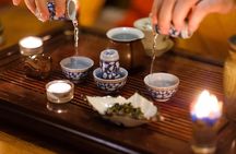 Georgian tea tasting and walking tour in Tbilisi
