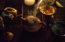 Georgian tea tasting and walking tour in Tbilisi
