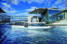 1-hour historical sightseeing cruise in Berlin