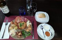 Tapas menu with wine and dessert in Fataga