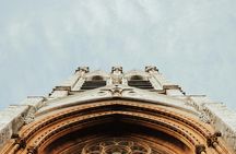 Exclusive private guided tour through the architecture of Dublin with a local