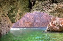 Emerald Cave guided kayak tour