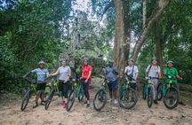 Full-day cycling and Angkor Wat sunrise