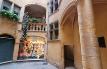Gourmet treasure hunt around Lyon pedicab tour