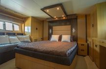 Dubai luxury yacht private cruise on yacht Lagoona