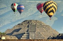 Teotihuacan pyramids private tour and hot-air balloon ride