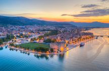 Trogir, Blue Lagoon and Solta private boat tour from Split