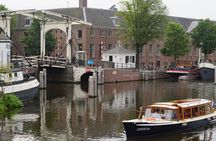 Amsterdam morning canal cruise