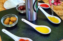 Evening food tour of Athens with dinner