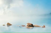 Blue Lagoon admission and Northern Lights guided tour in Reykjavik