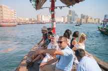 Guided walking tour of Dubai with local snacks