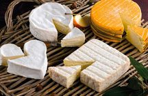 Honfleur market food tour with tastings