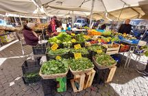 Rome E-Bike Ride and Taste Street Food Tour with a Local Guide