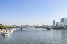 Tour of the instagrammable places of Cologne with a local