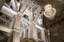 Vistula River cruise and Wieliczka Salt Mine group tour